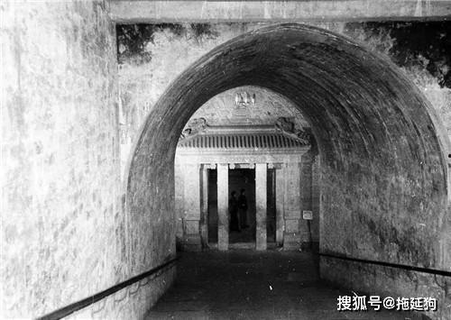 乾隆墓照片,揭秘清代帝王陵墓的神秘面纱  第2张